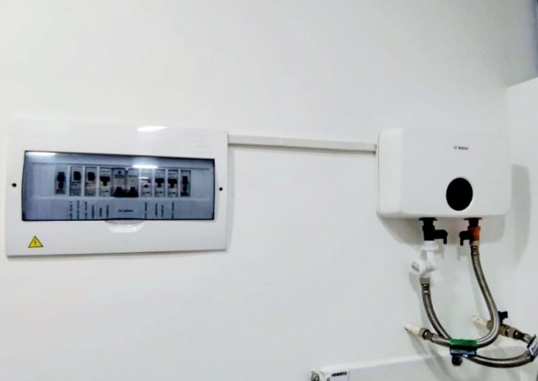 INSTALACION CALENTADOR ELECTRICO BOSCH TRONIC 9.5 kw